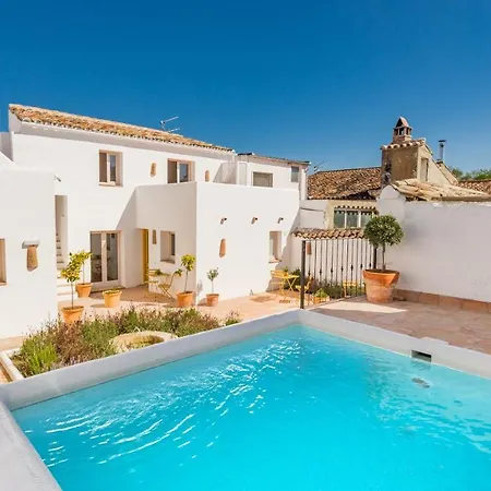 Romantic Garden Apartment Ronda