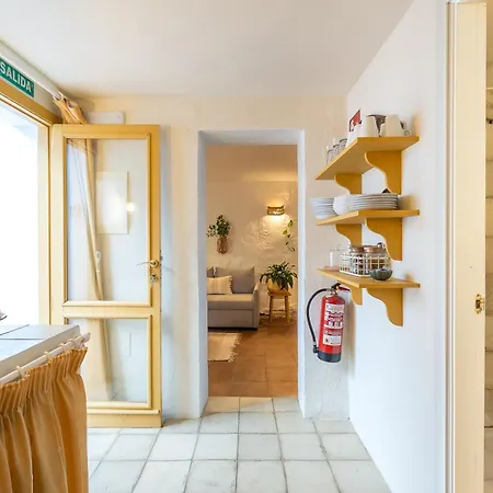 Romantic Garden Apartment Ronda