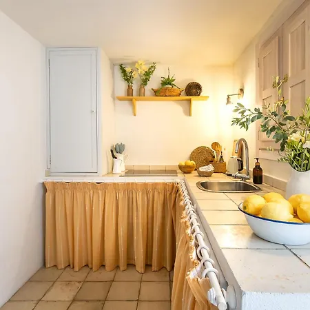 Romantic Garden Apartment Ronda